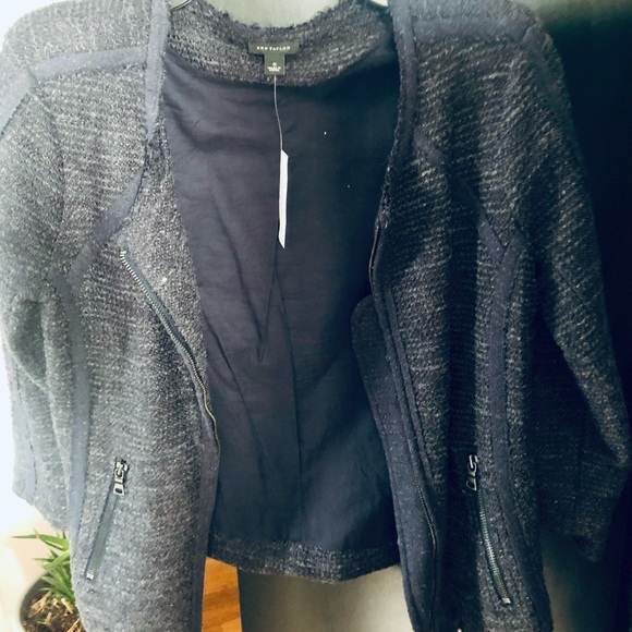 Ann Taylor Tweed jacket with 3/4 sleeves - Picture 2 of 4